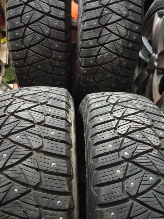 205/55/16 Goodyear Ultra Grip 600. Шип. Зима