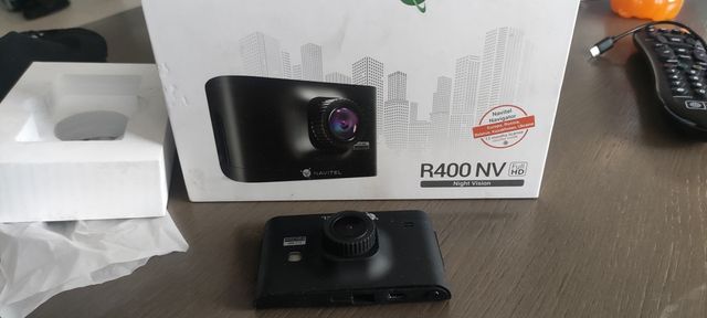 Kamera samochodowa NAVITEL R400