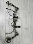 Sprzedam łuk bloczkowy myśliwski Bear Archery.