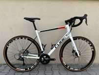 Gravel Rower Kolarzówka Szosa Cube Attain Pro Shimano Sora Alu