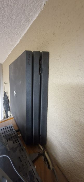 Konsola SONY PS4 PRO 1TG