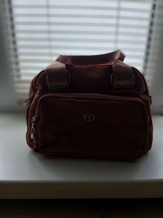 сумка не дорого, стан новий