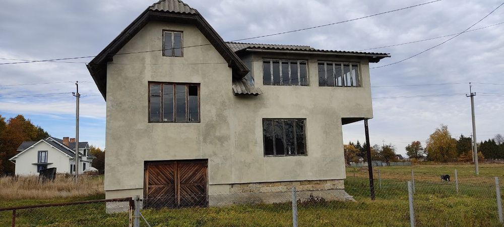 Продається приватний будинок
