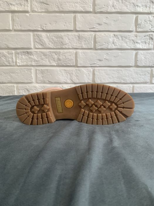 Знижка! Рожеві черевики UGG