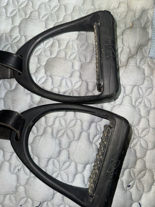 Strzemiona compositi reflex