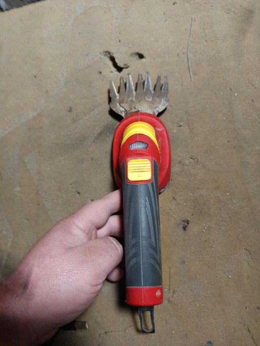 Sprzedam tanio nożyce