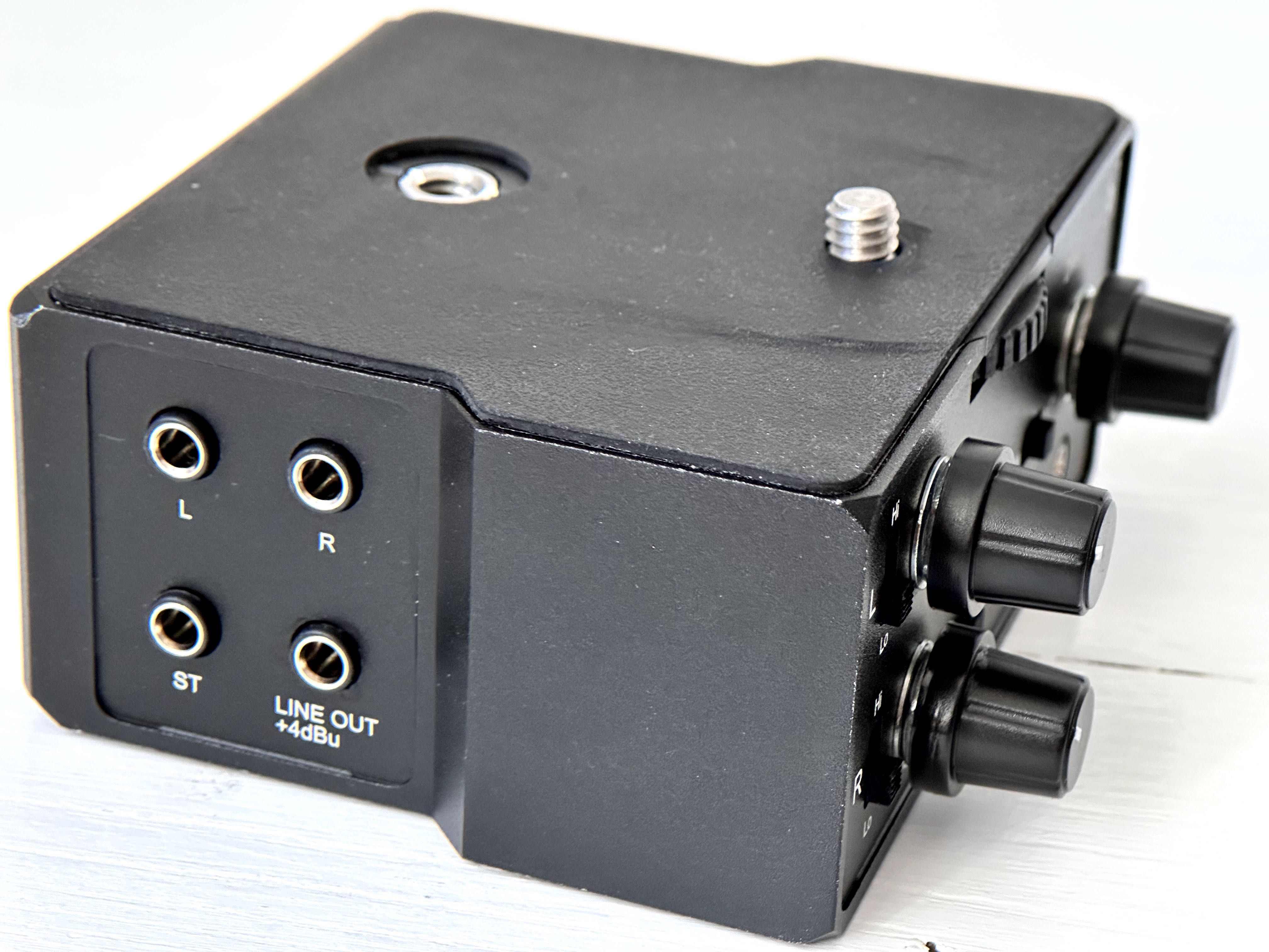 Przedwzmacniacz audio BEACHTEK DXA-CINE do kamer filmowych
