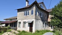 Продаж Комерційне Приміщення з Житловим Будинком