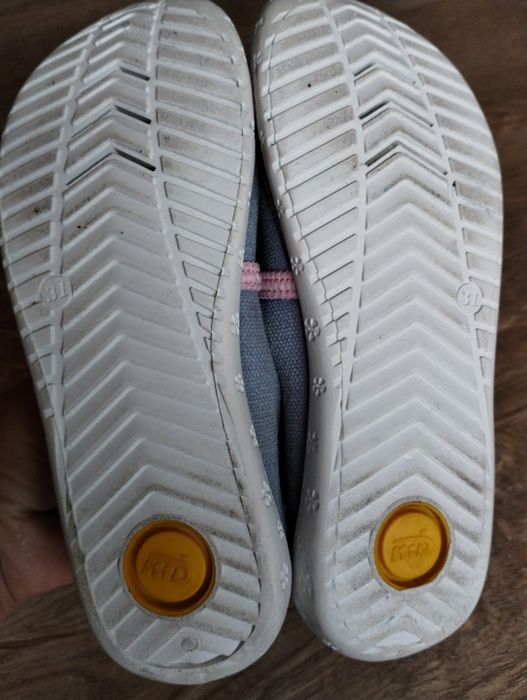 Kapcie buty r 31