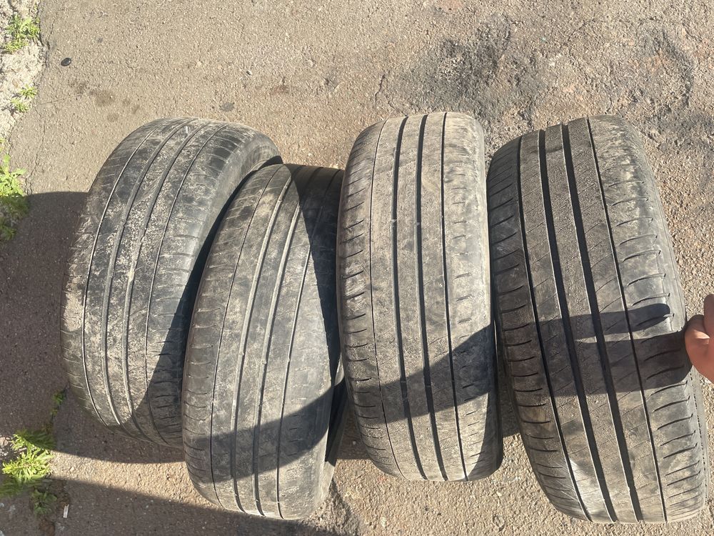 Резина літо Michelin R16