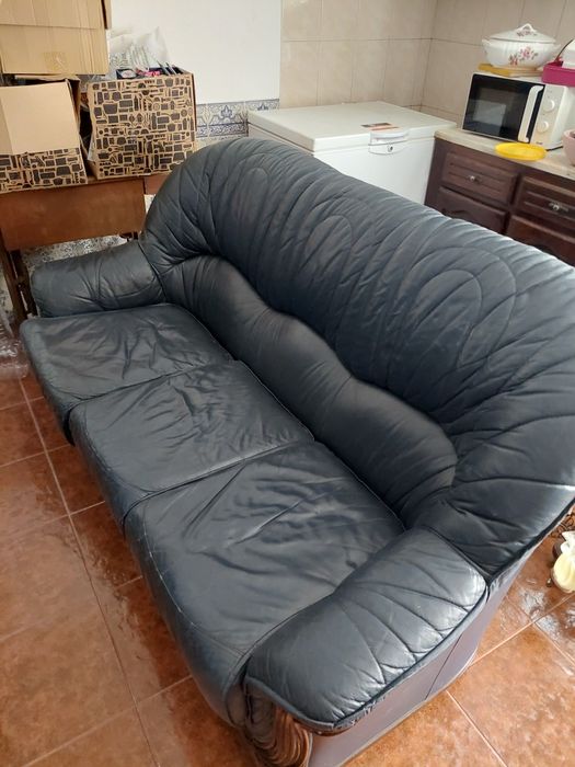 Conjunto de sofás de pele