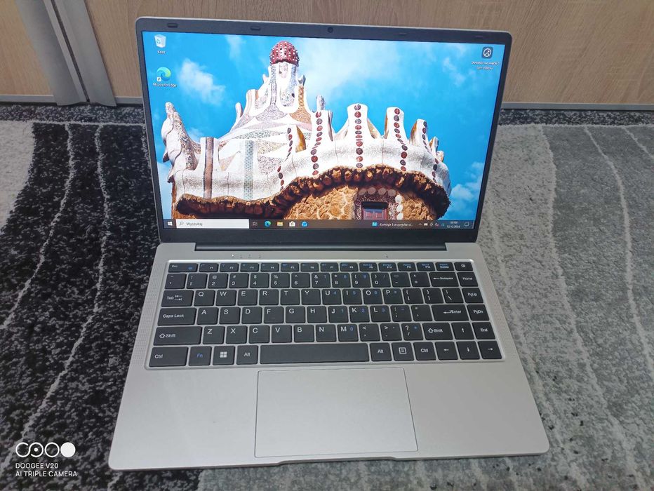 nowy laptop 14 cali zafoliowany szybki i stabilny dysk 512gb na intelu