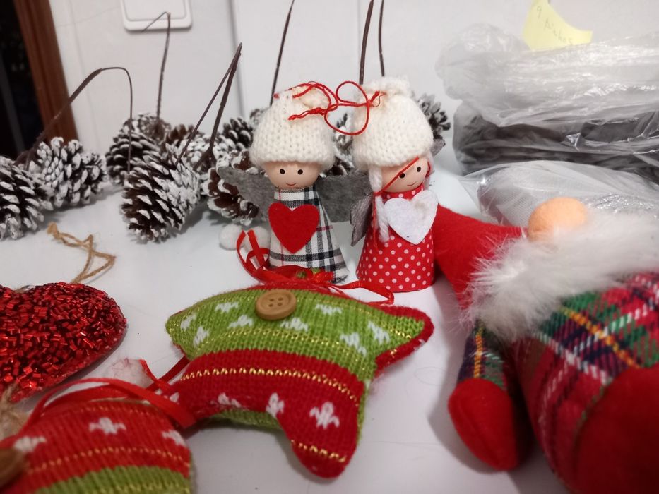 ENFEITES DE NATAL INCLUÍNDO LAMPADAS. Casa,Quarto,Sala,Cozinha,Garagem