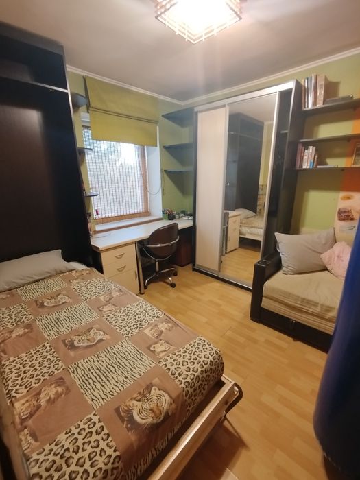 Здам 2-кімнатну квартиру-студію на Воскресенці поруч ТЦ “Квадрат”