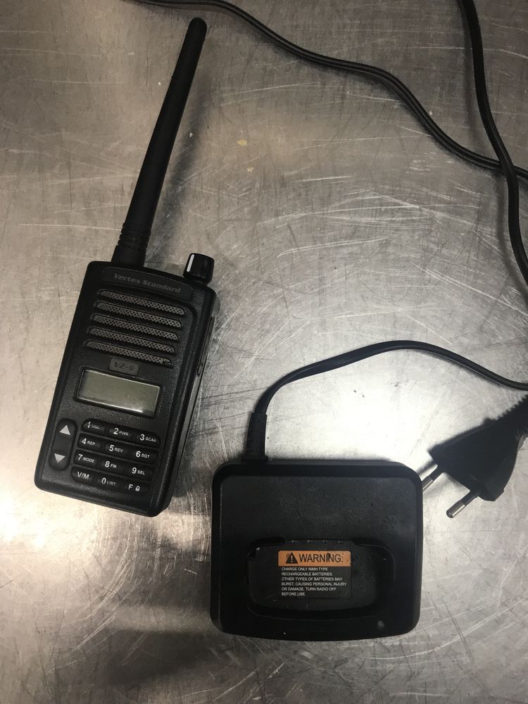 Vertex Standard VZ-9 рация, радиостанция.