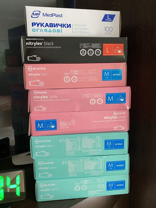 Перчатки медицинские 120 грн
