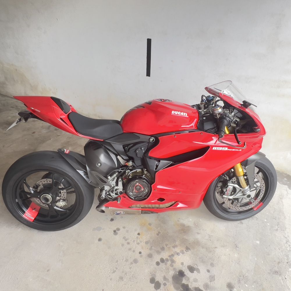 Vendo ducati panigale 1199S versao ABS