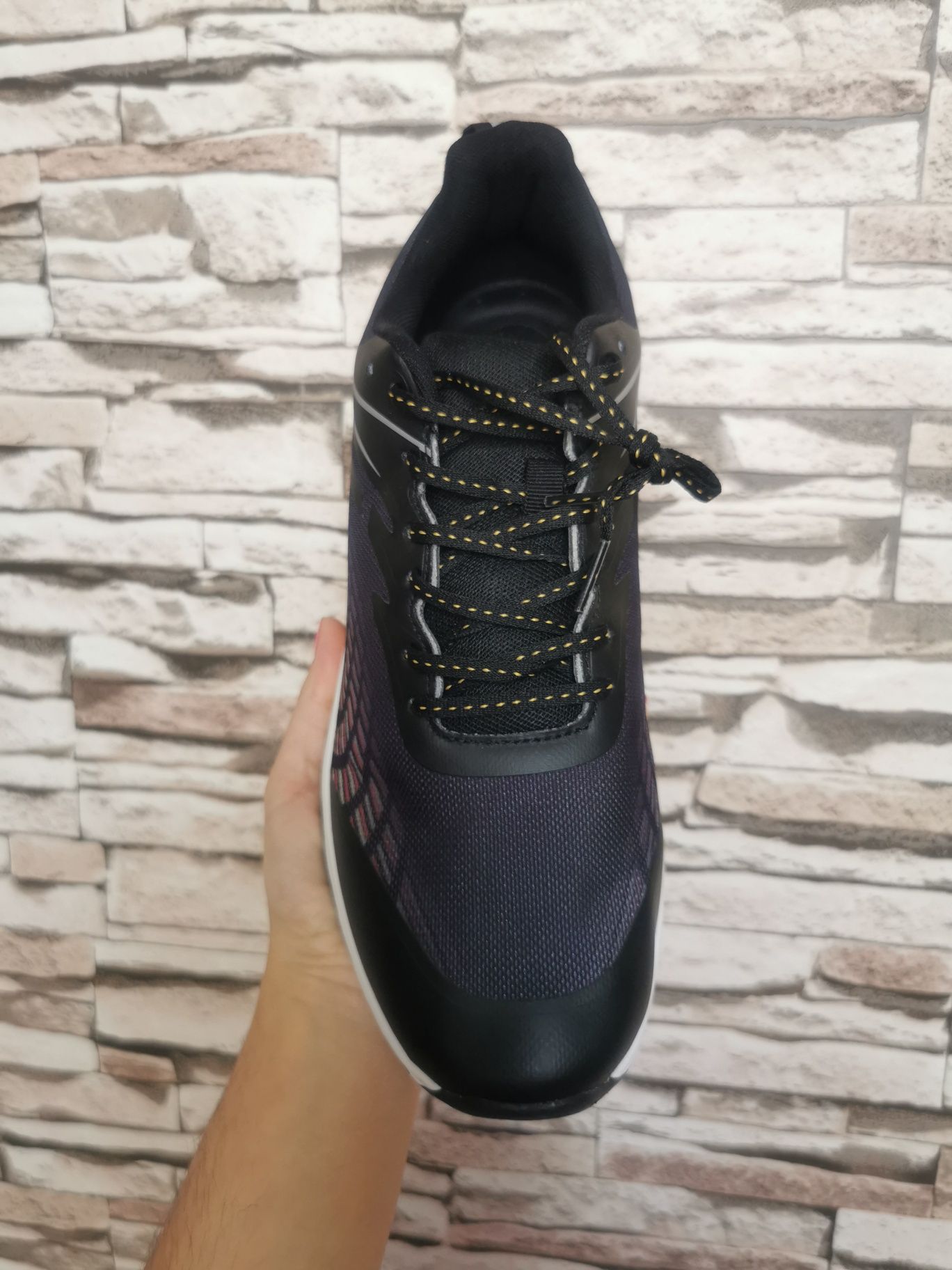 Nowe buty męskie r. 44