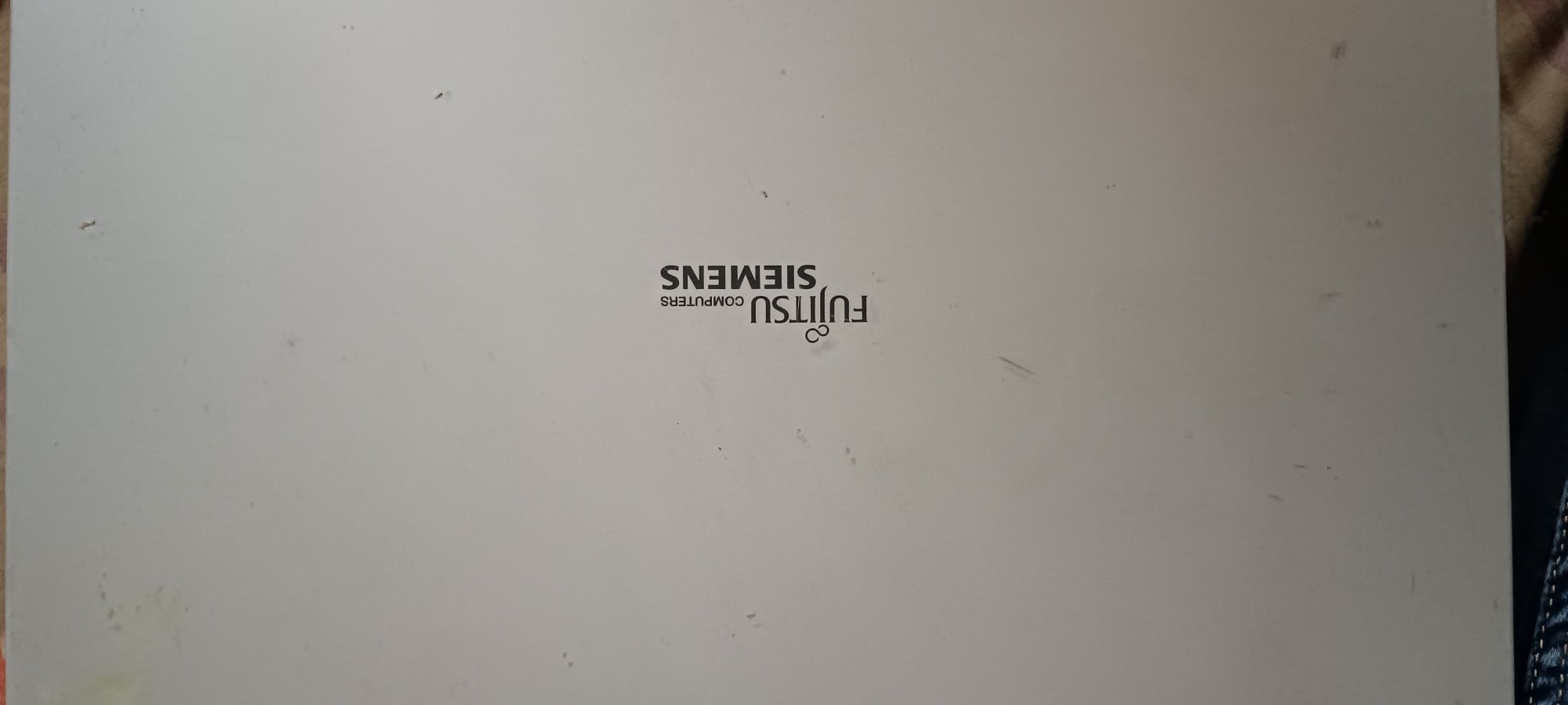 Ноутбук Fujitsu Siemens