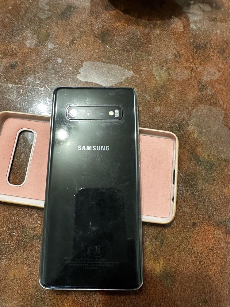 Продам  Samsung s 10