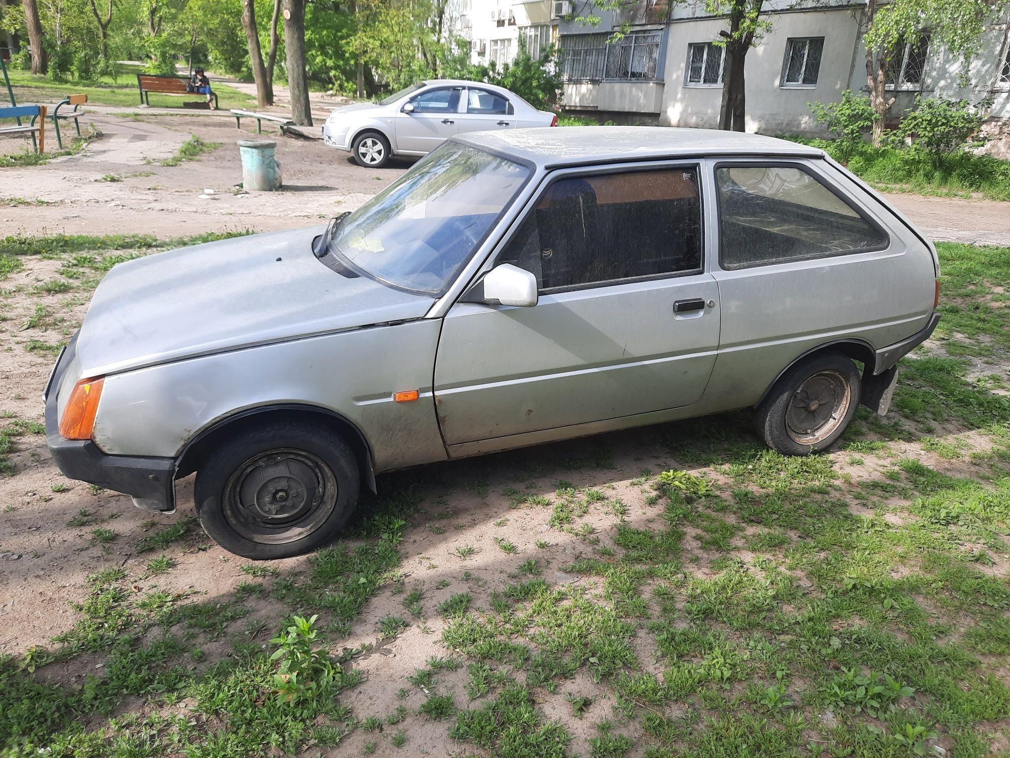 Продам ЗАЗ 1102 таврия 1998