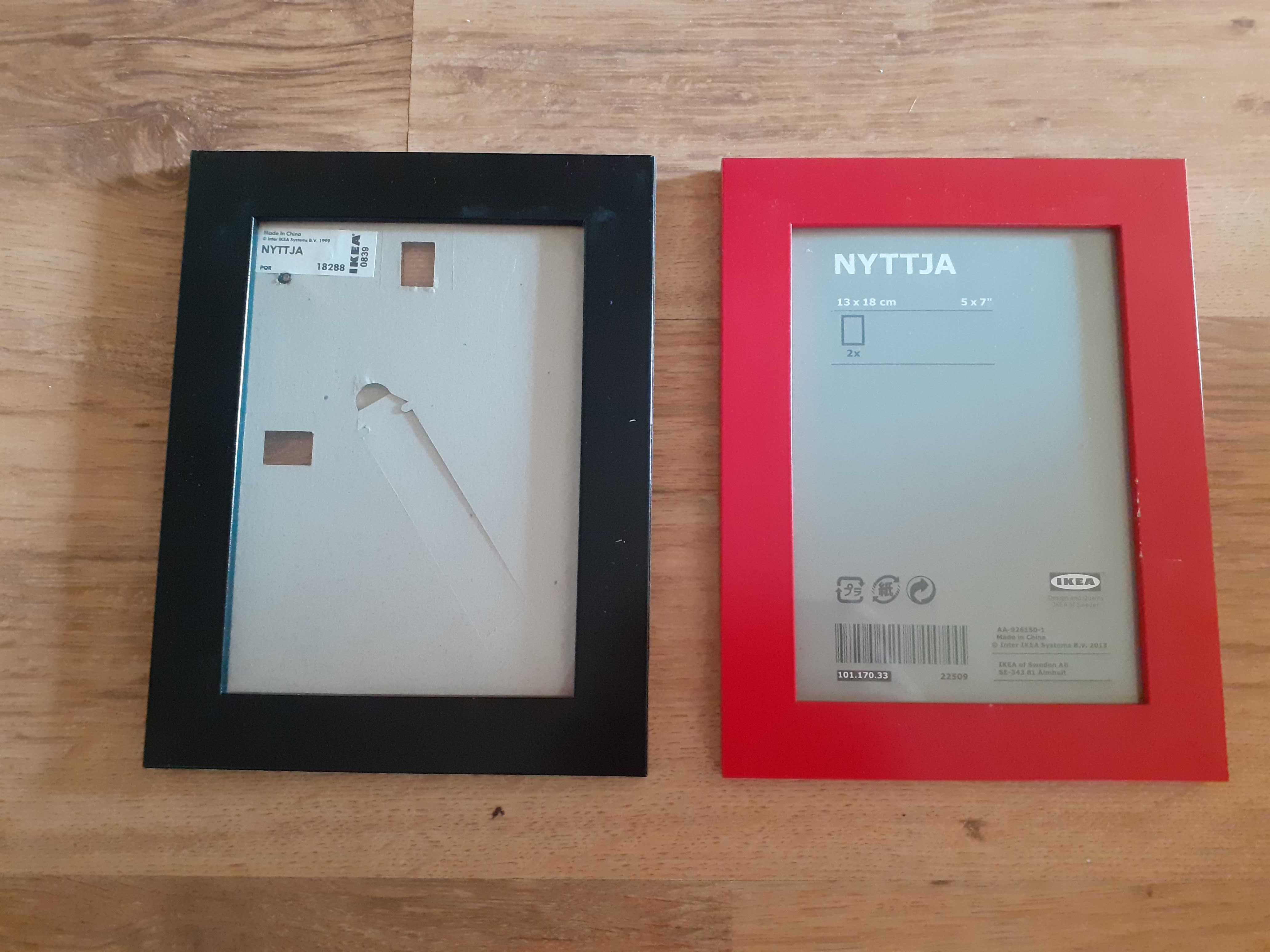 Ramki do zdjęć czarna czerwona Ikea 13x18 cm