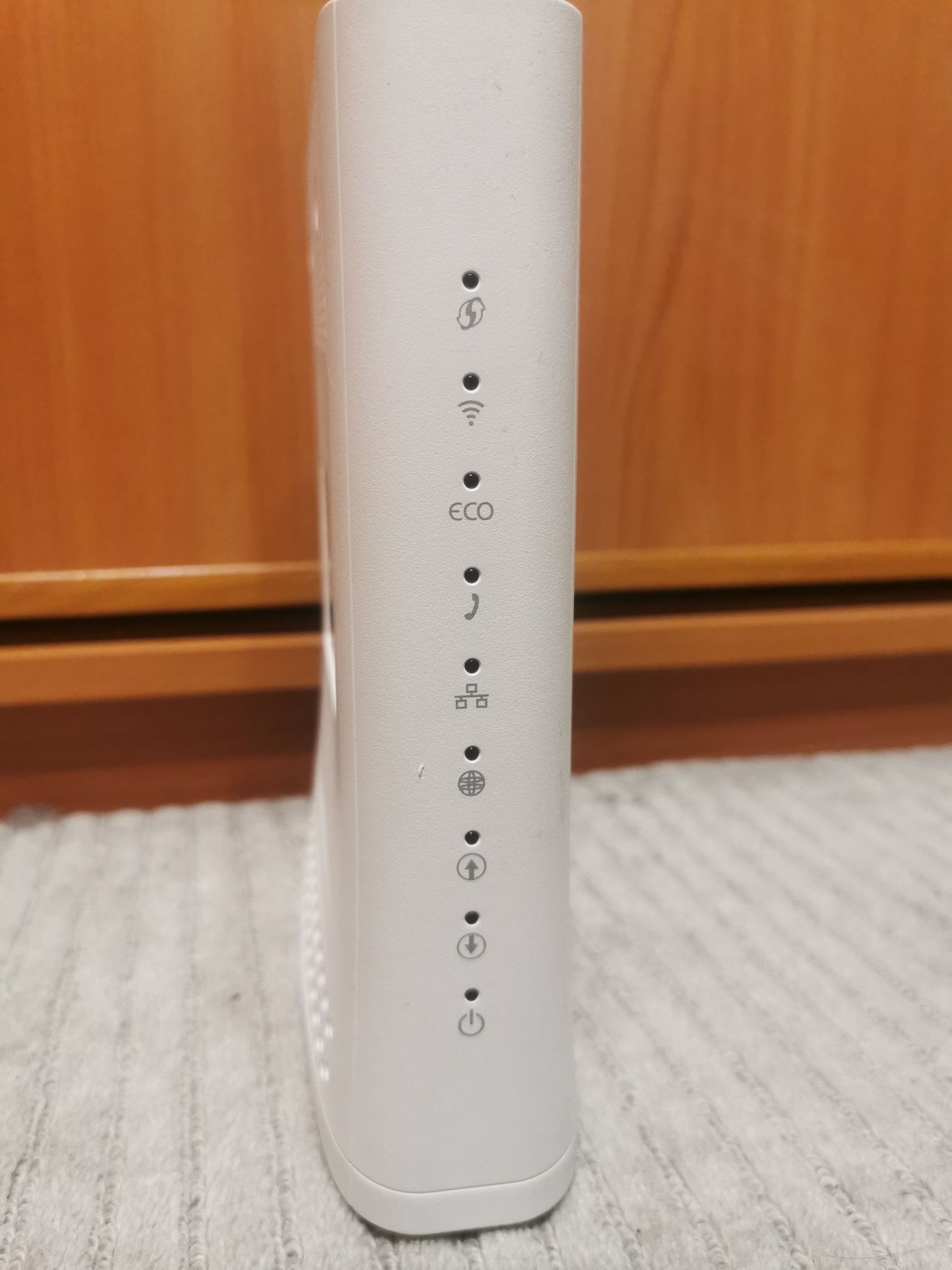 Кабельний роутер Sagemcom FAST 3890V3 WU