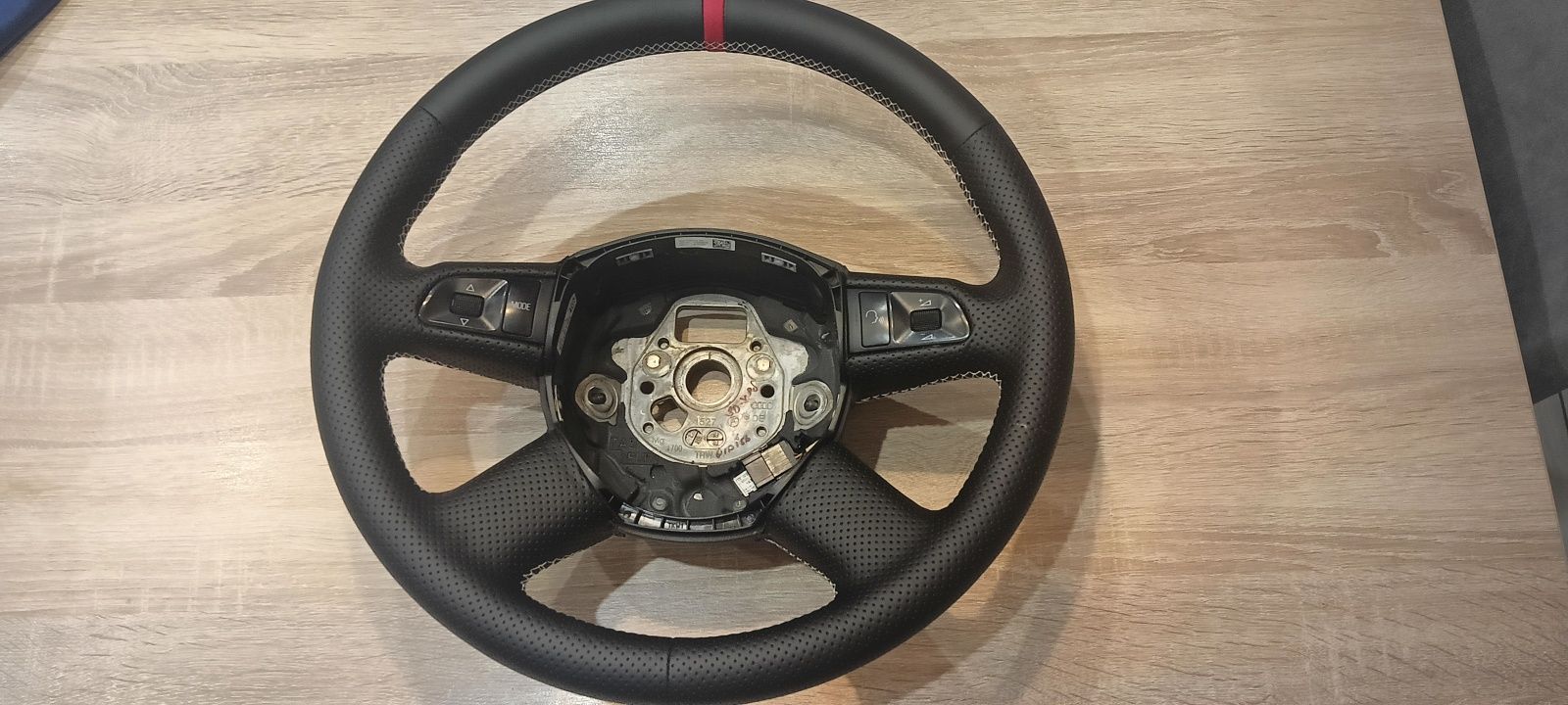 Kierownica audi a4 b7