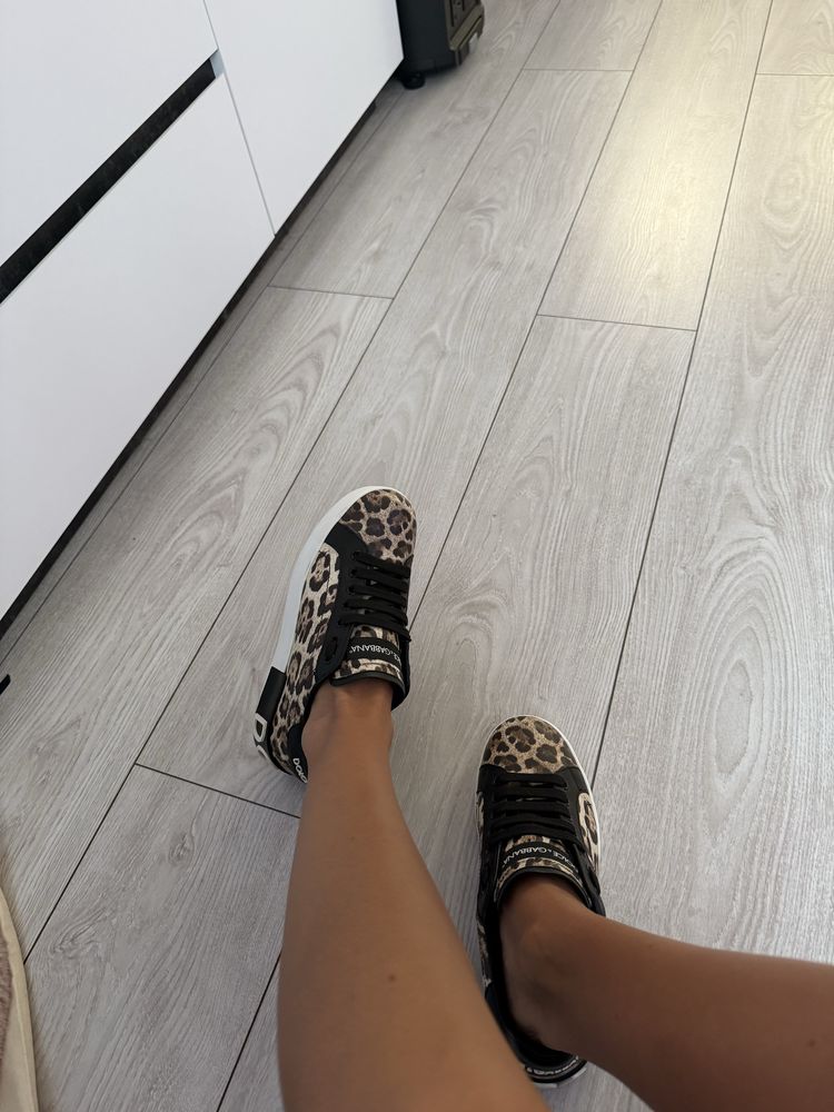 Кросівки dolce gabbana оригінал