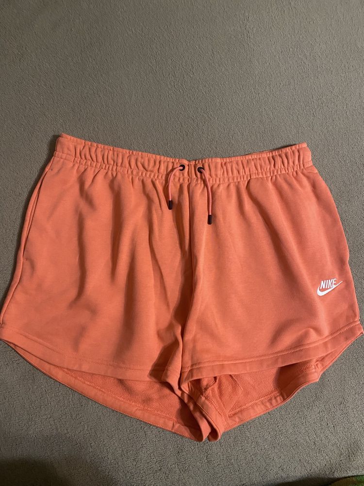 Женские шорты Nike,Jordan оригинал