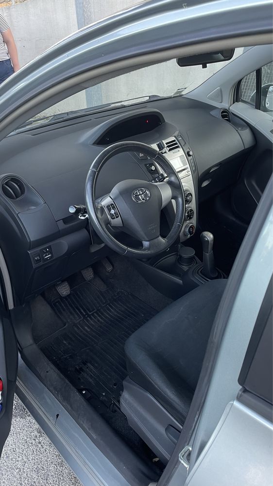 Toyota Yaris 1.3 Gasolina