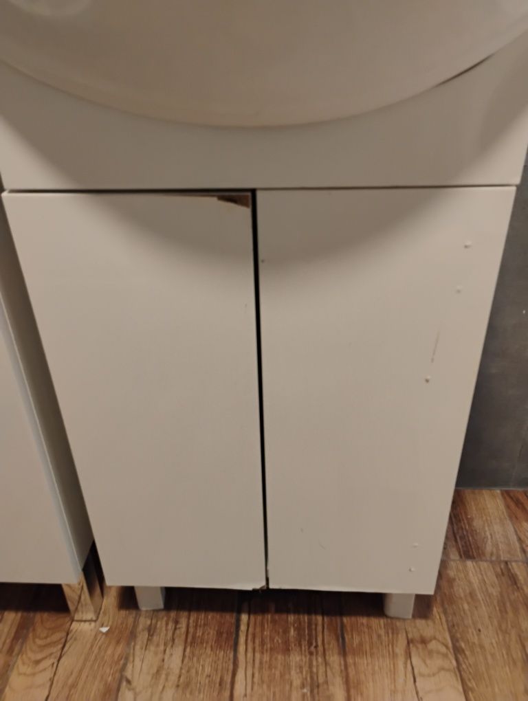 Umywalka z szafką 50 cm