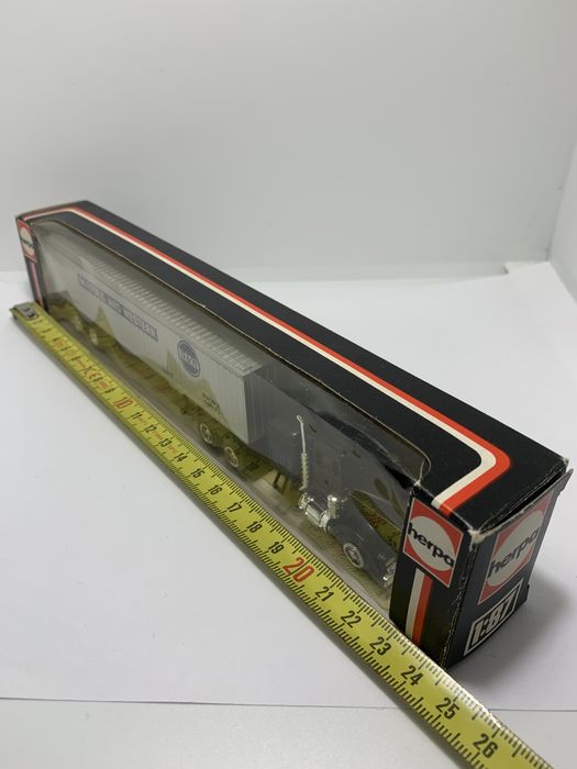Kenworth Norfolk da Herpa escala H0 1/87