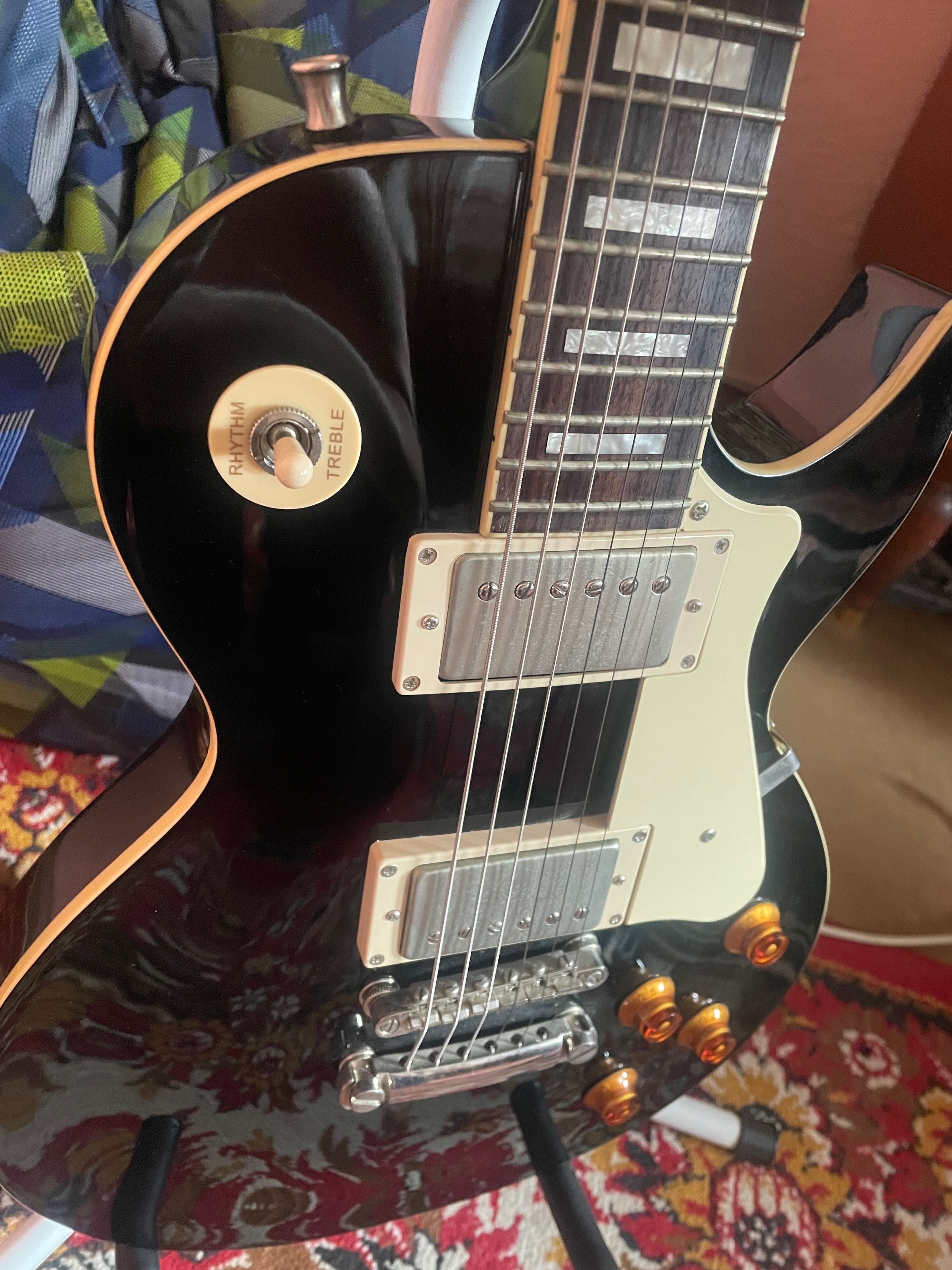 Електрогітара Cort CR 200 чорна Les paul