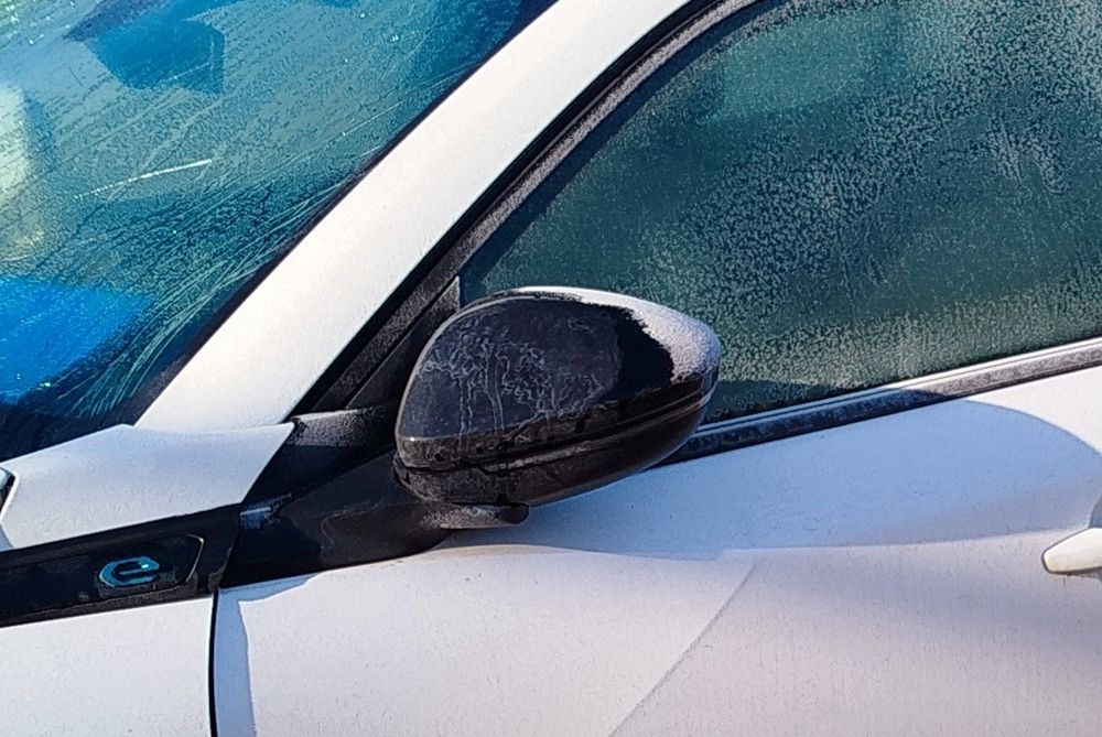 Зеркало бокове Пежо 2008