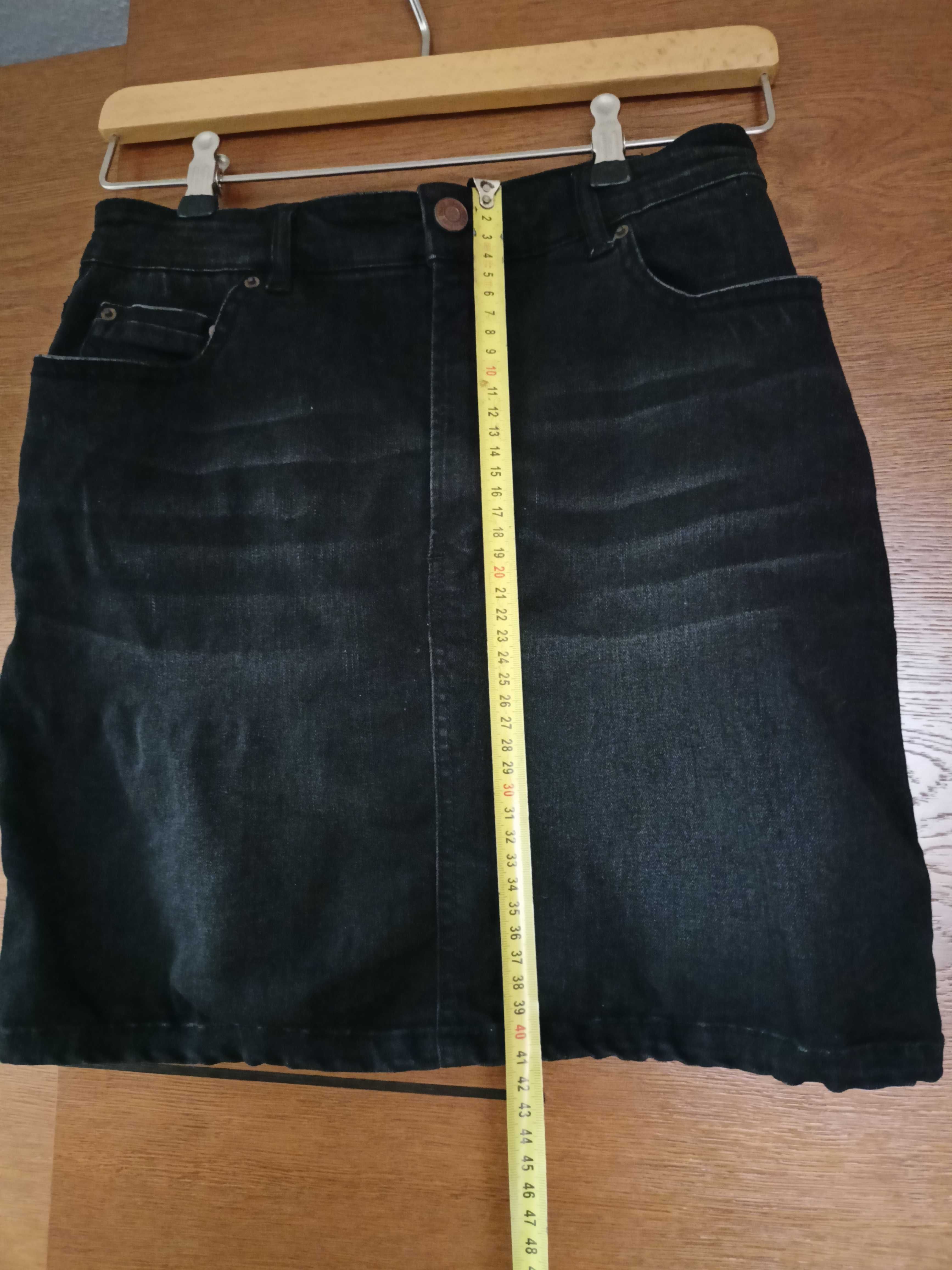 Spódnica jeans czarna M/38 Stardivarius