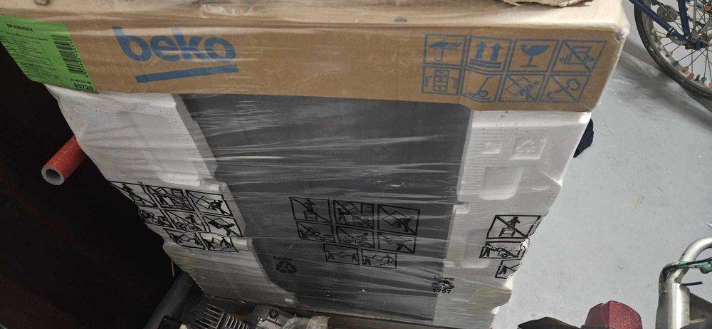 Zmywarka nierdzewka BEKO DFN26422X szara wolnostojąca 60 cm inwerter