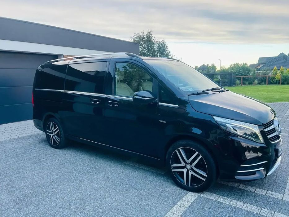 Mercedes-Benz Klasa V 250 d 4-Matic Avantgarde (długi), pakiet AMG