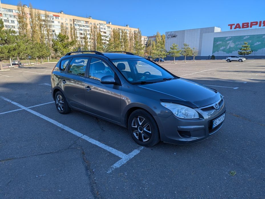 Hyundai i30 cw 2008 дизель 1.6, мкпп, универсал