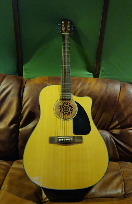 Гітара електроакустична Fender CD-60 CE