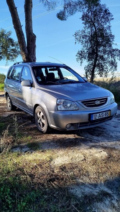 Kia Carens Estimado e poucos kms
