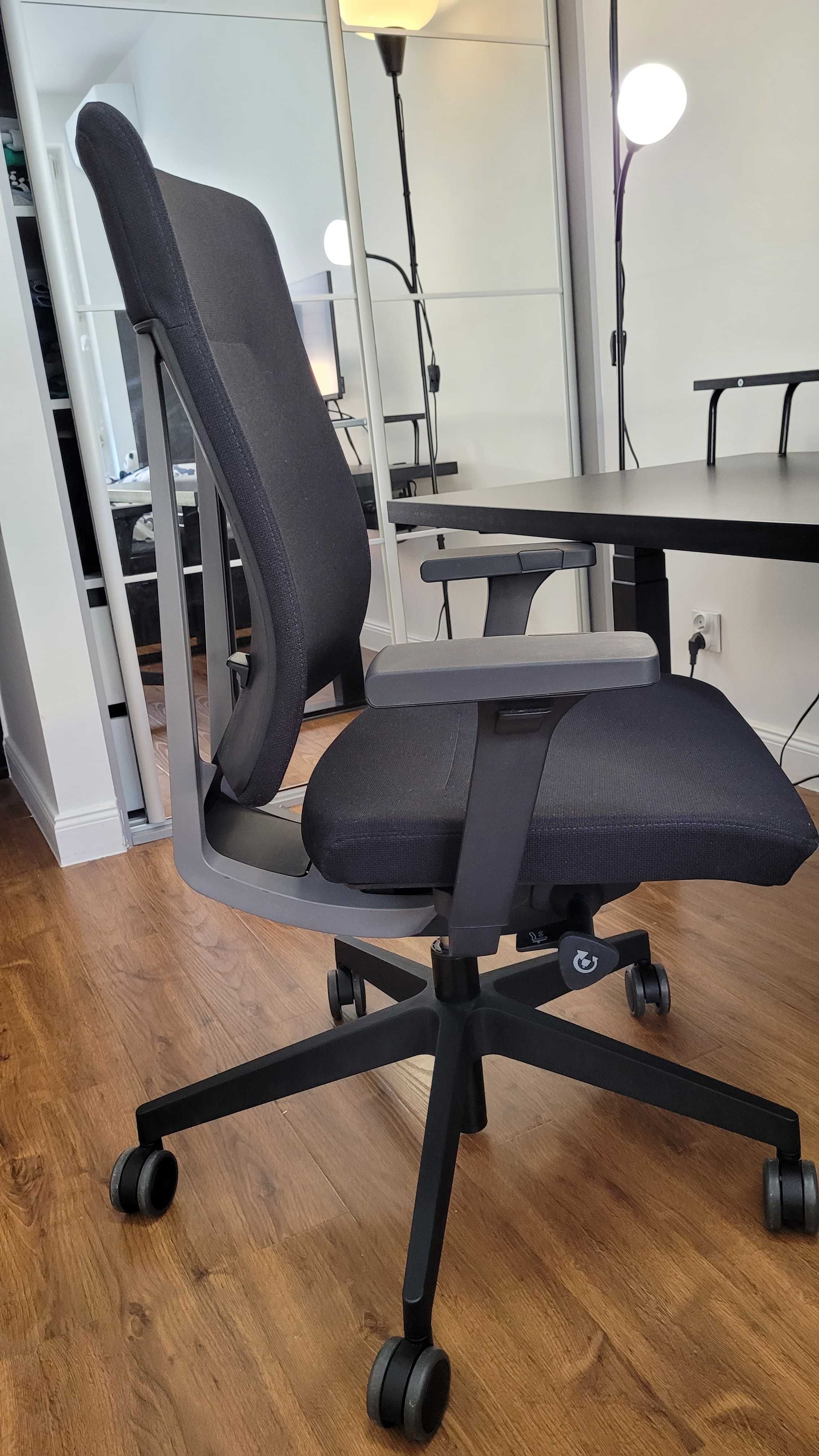 Ergonomiczne biurko elektrycznie regulowane 160x80 czarne GWARANCJA
