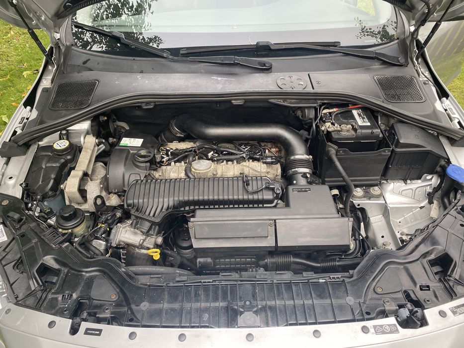 Volvo s60 , повний привід