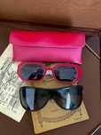 Lote de Óculos Guess e Alfred Dunhill de Sol Com Caixa