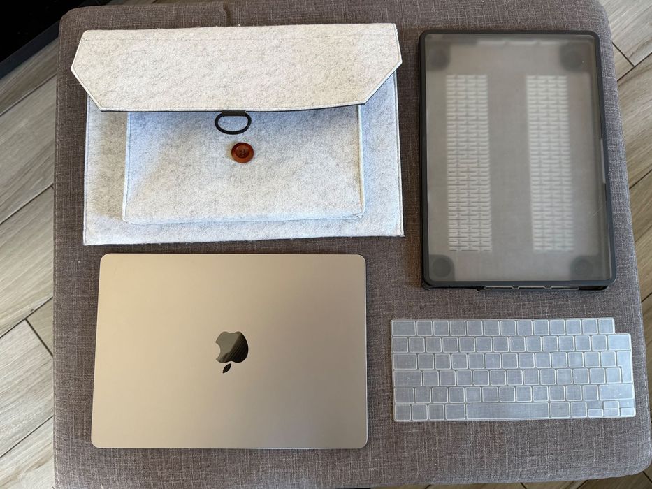 MacBook Air M2 13" 100%