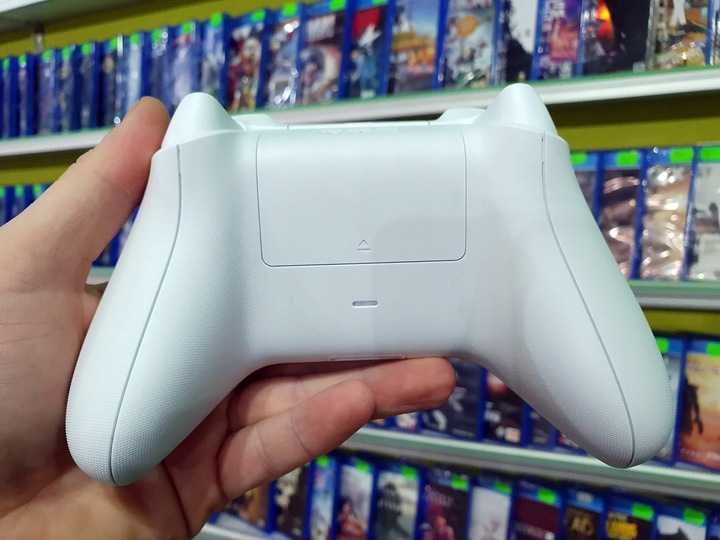 Oryginalny pad Microsoft Xbox Series S X One Robot White Biały