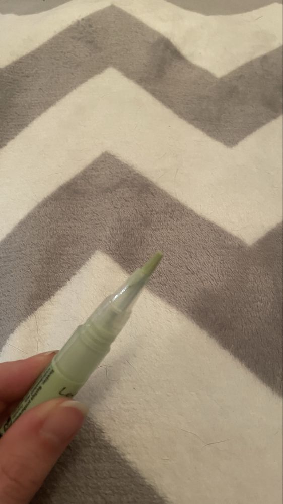 Lovely zielony korektor magic pen