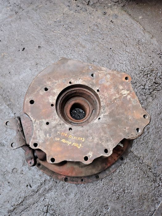 Кожух Т-150К под двиг. ЯМЗ-236