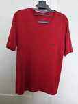 Czerwony t-shirt marki HUGO BOSS