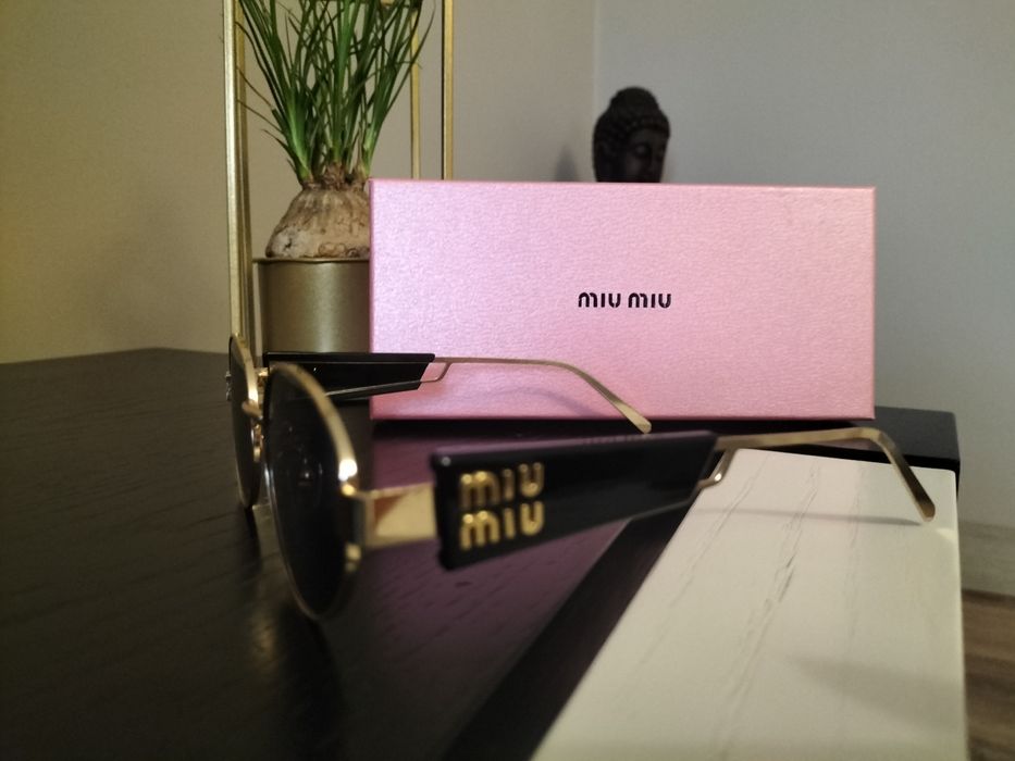 Óculos sol miu miu
